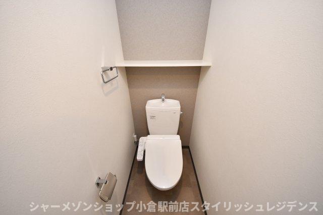 拡大写真:ウィングス西本町 2階208のトイレ