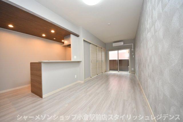 拡大写真:ウィングス西本町 2階208の居間
