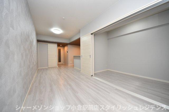 拡大写真:ウィングス西本町 2階208の居間