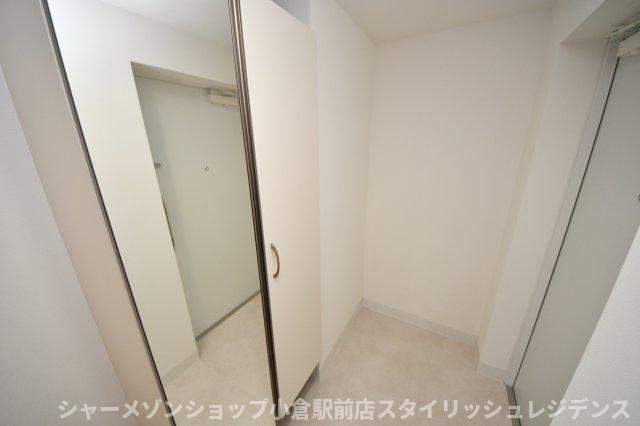 拡大写真:Mys Casetta Kokura 1階102の玄関
