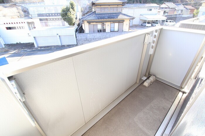 拡大写真：D-room泉台　A棟 2階201のバルコニー
