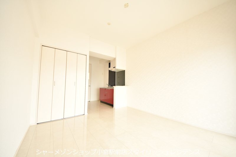 拡大写真:アクシオ小倉 9階903の居間