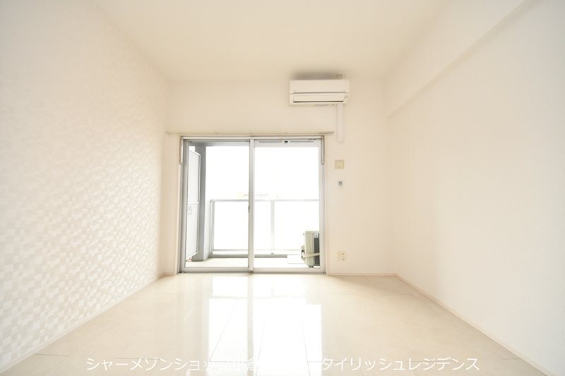 拡大写真:アクシオ小倉 9階903の居間