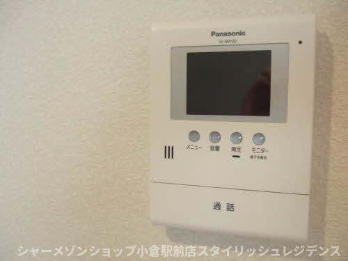 拡大写真:ウェルシー 1階102のセキュリティ