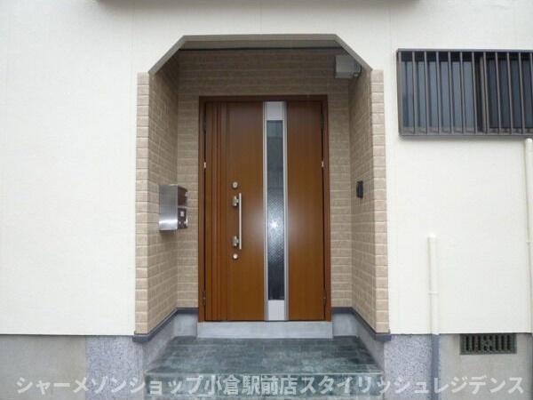 拡大写真:東門司貸家 1階1の玄関