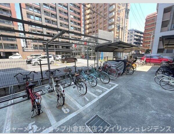 拡大写真:リブラ ブライト 4階402の風呂