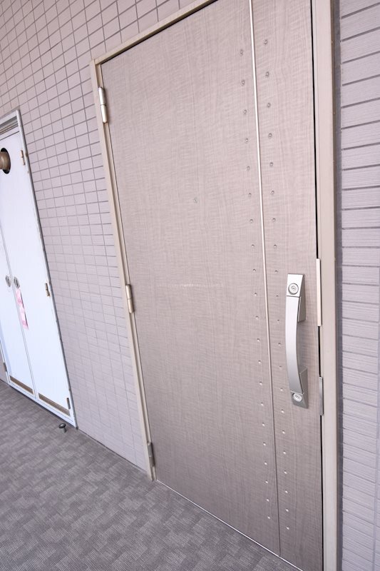 拡大写真:ヒット馬借テラス 5階503の玄関