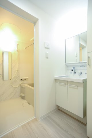 拡大写真:Tidy西小倉 1階103の写真は類似です。