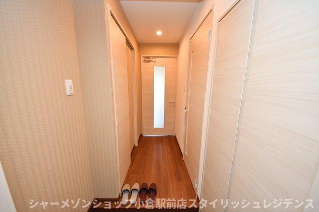 拡大写真:G-Apartment開 7階701の玄関