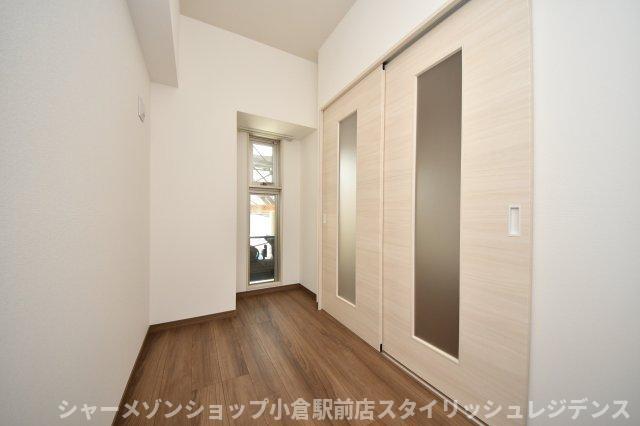 拡大写真:G-Apartment開 3階305の寝室