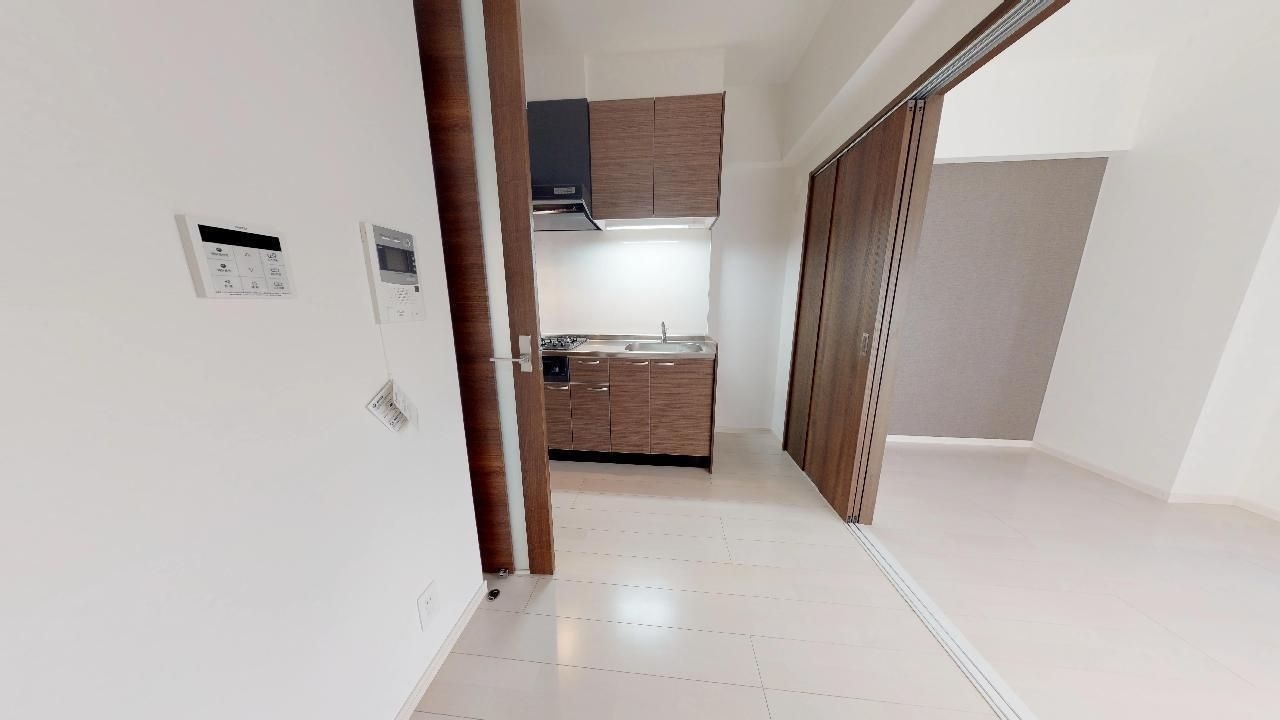 拡大写真:THE SQUARE・Platinum Residence 9階902の居間