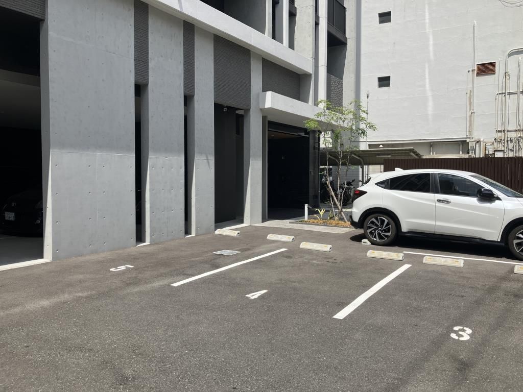 拡大写真:LEGEND紺屋町 10階1004のバルコニー