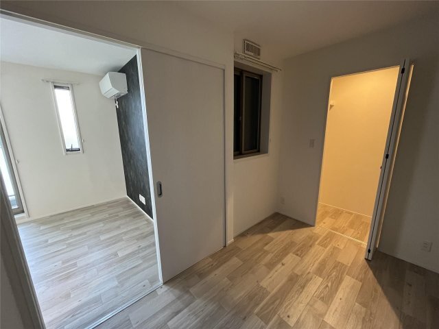 拡大写真:YOURMAISON萩崎 1階105の居間