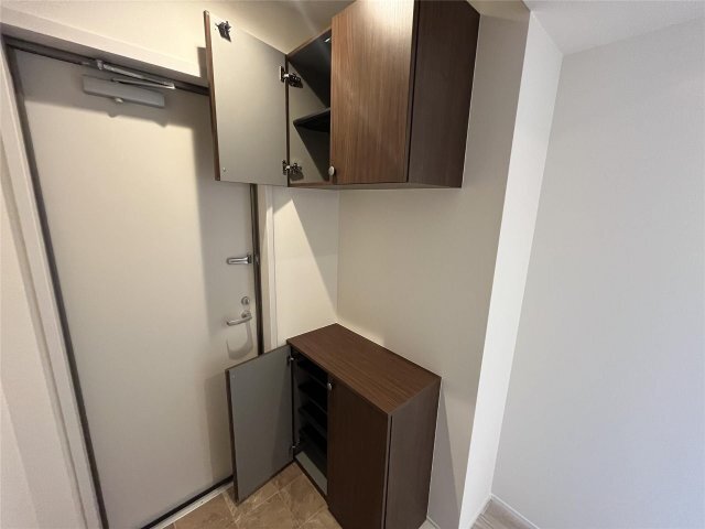 拡大写真:YOURMAISON萩崎 1階105の玄関