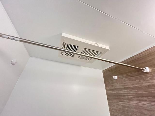 拡大写真:ターナリー熊谷 2階205の浴室乾燥機