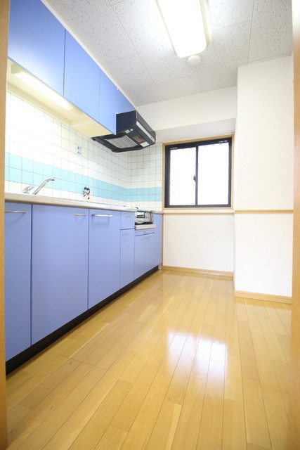 拡大写真：ボヌール小倉　 4階402のキッチン