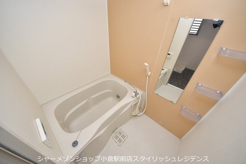 拡大写真:グレース上富野 3階303の風呂