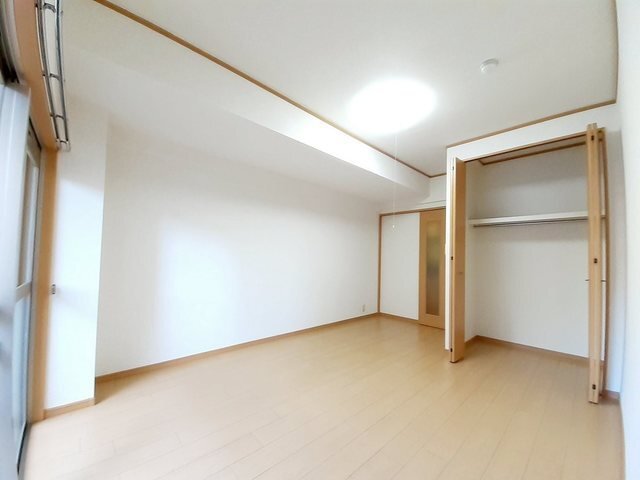 拡大写真：セトル．イン鳳 4階410の収納