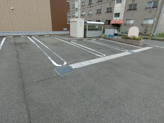 拡大写真:ソラーレ・ビアーヴォ 2階203の外観
