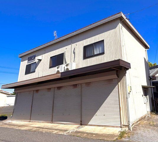 ガレージハウス神戸町の外観