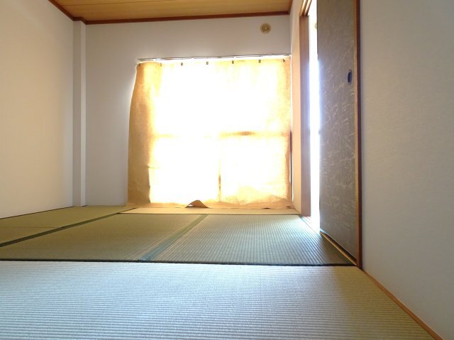拡大写真:リバティはやの A 1階106の和室