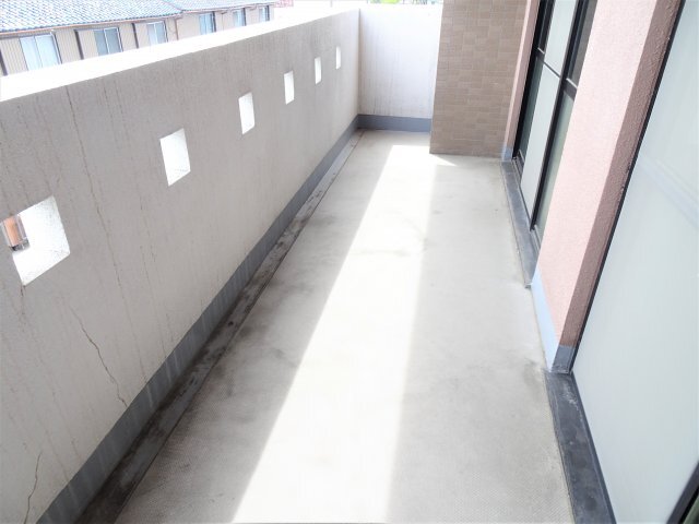 拡大写真:アプレシェ 3階301のバルコニー