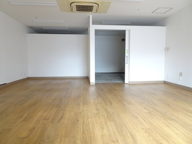 拡大写真:大垣市南頬町店舗事務所 1階1の内装