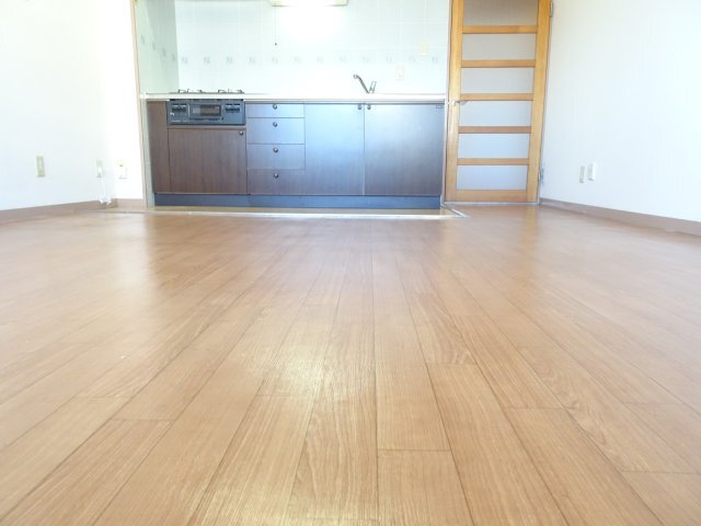 拡大写真:リバーサイド鎌倉 3階306の居間