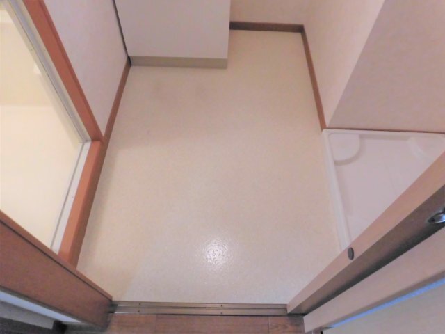 拡大写真:ヴァイスハイム 2階206の洗面所