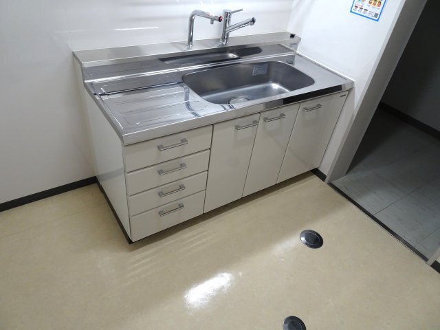 拡大写真:大垣東京海上日動ビルディング 4階403のキッチン