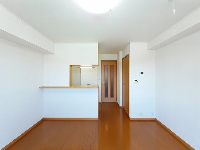 拡大写真:リバーサイド三城 2階203のその他設備