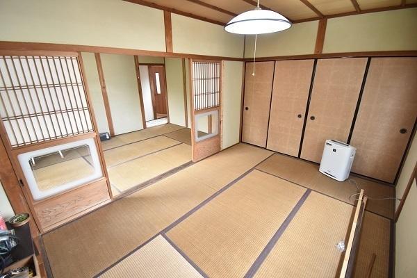 拡大写真:本宮2丁目貸家 0の和室