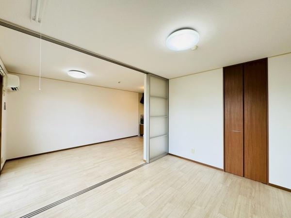 拡大写真:ピアーチェイマイ 2階205の洋室