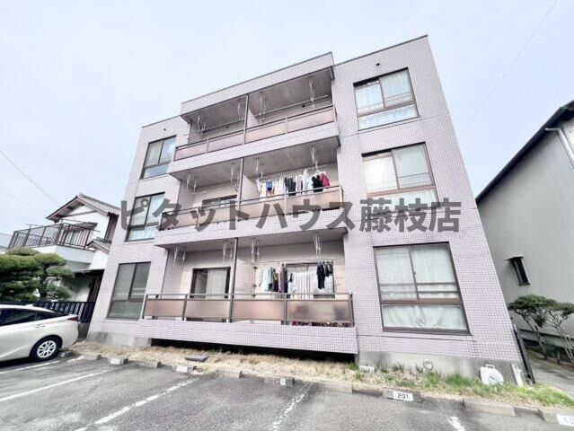焼津市駅北1丁目の外観