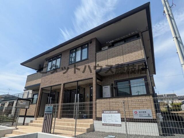 拡大写真:藤枝市南駿河台4丁目 2階202の外観