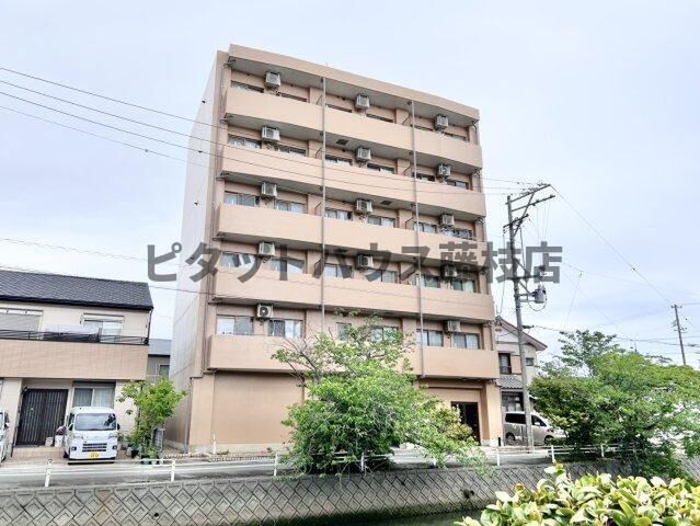 焼津市栄町2丁目の外観