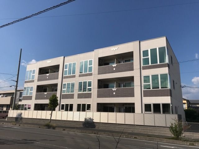 拡大写真：藤枝市高柳１丁目 2階202の外観