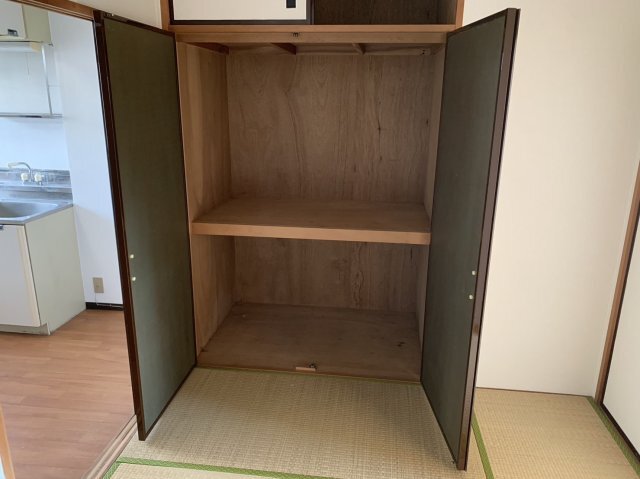 拡大写真:焼津市駅北1丁目 1階103の収納