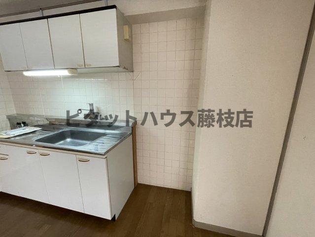 拡大写真:焼津市東小川7丁目 2階203のキッチン
