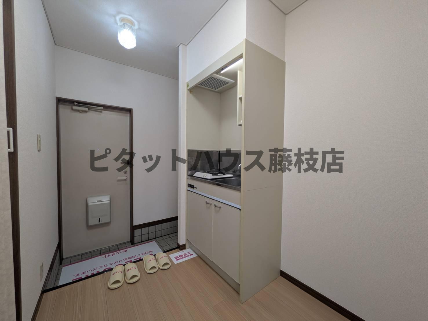 拡大写真：藤枝市田沼３丁目 4階402の玄関