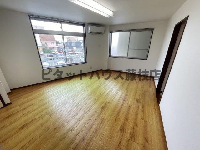 拡大写真:焼津市栄町2丁目 2階202の洋室