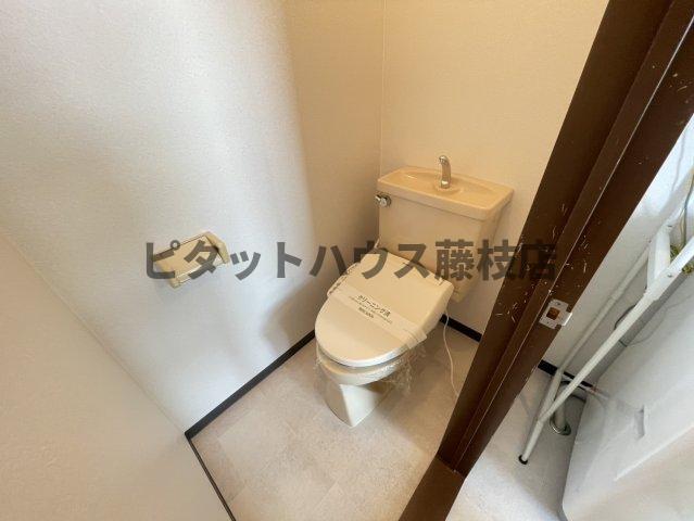 拡大写真:焼津市栄町2丁目 2階202のトイレ