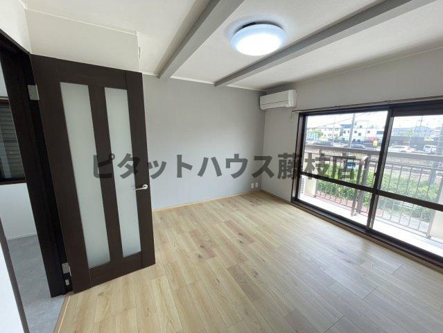 拡大写真:焼津市駅北1丁目 2階201の洋室