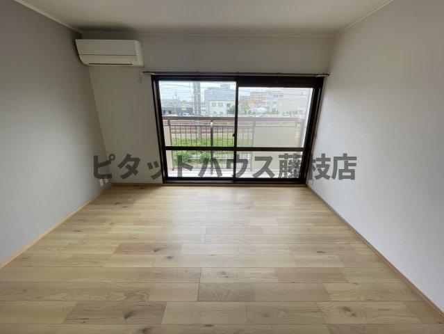 拡大写真:焼津市駅北1丁目 2階201の洋室