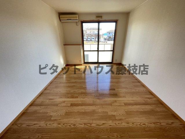 拡大写真:藤枝市時ケ谷 1階109の洋室