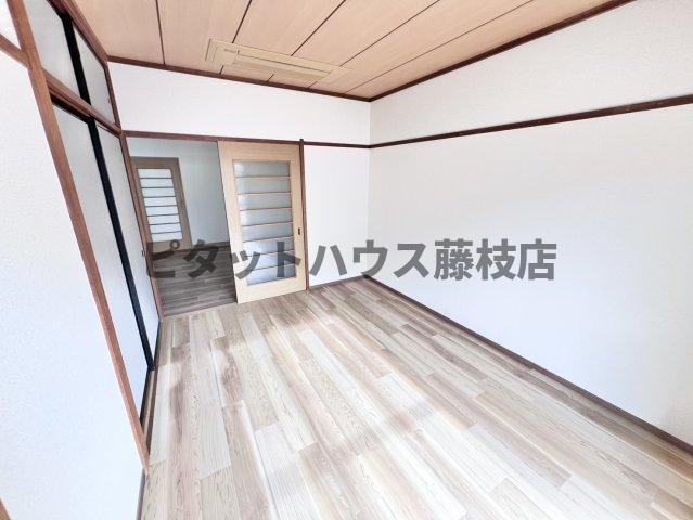 拡大写真:焼津市駅北1丁目 1階102の洋室
