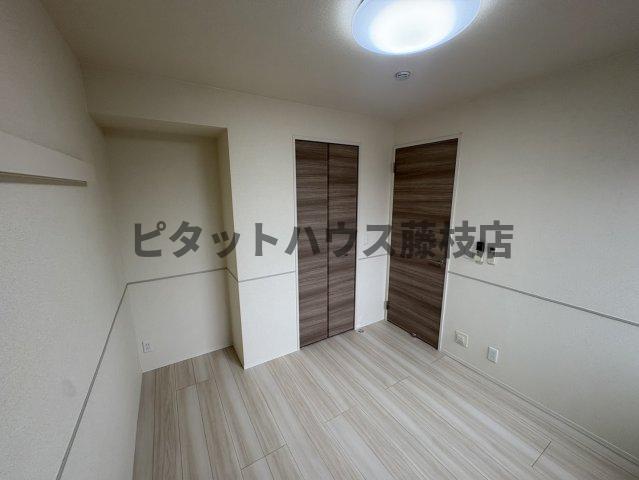 拡大写真：牧之原市細江 2階201の居間