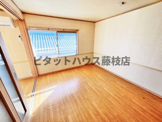拡大写真:焼津市大栄町1丁目 2階202の洋室