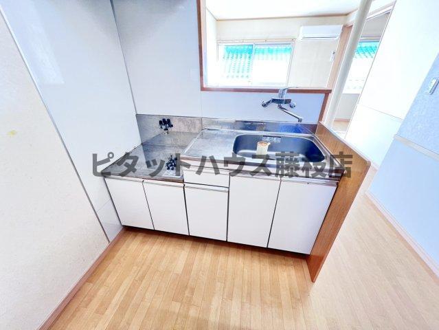 拡大写真:焼津市大栄町1丁目 2階202のキッチン