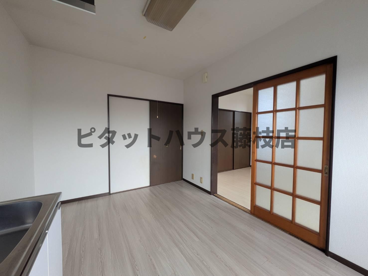 拡大写真:藤枝市小石川町4丁目 2階201の居間